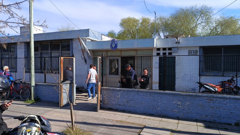 Todos los porcentajes de las elecciones, escuela por escuela